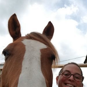 Meet your Posher, Carla